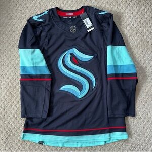 New Adidas NHL Seattle Kraken Authentic Home Hockey Jersey Size 46, 54, 60